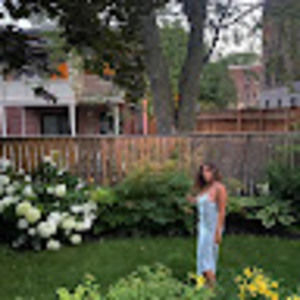 Meet your Posher, Arielle